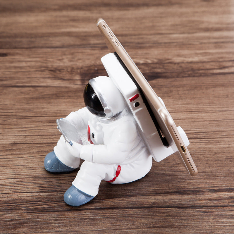 Stylish Astronaut Mobile Holder for Traveling - Chic Grande